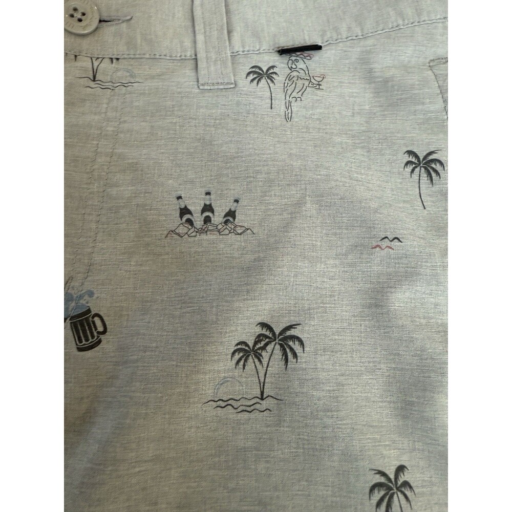 Travis Mathew Shorts Mens 30in Palm Tree Beer Parrot Tropical Print Golf - Picture 6 of 8